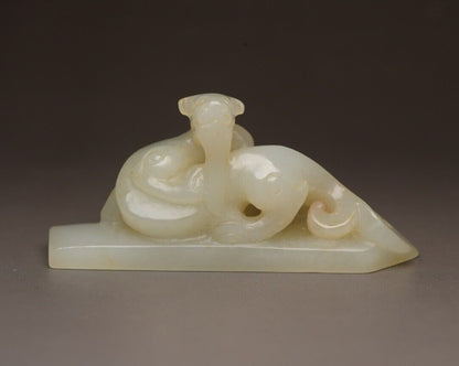 Chinese Top Natural Hetian Jade Carved Dragon Statue Figurine Antique Collection