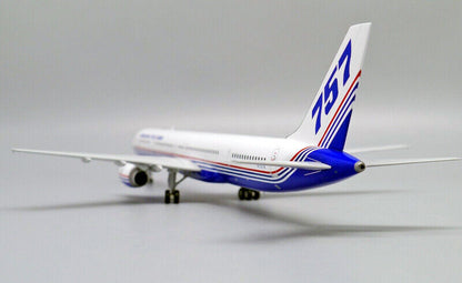 1:200 28CM JC Wings BOEING 757-300 Passenger Airplane Diecast Aircraft Model