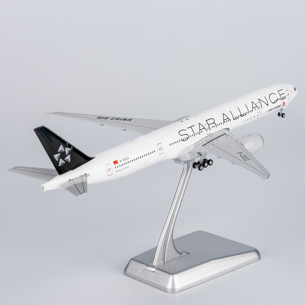 1:400 NGmodels Air China Boeing 777-300ER B-2032 Airplane Diecast Plane Model