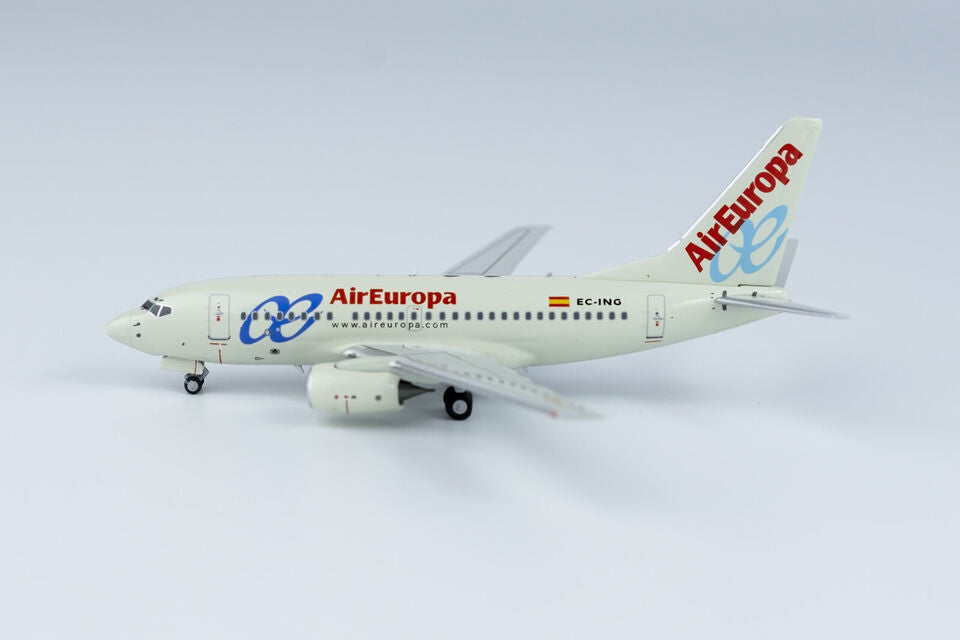 1:400 NG Model Air Europa BOEING 737-600 Passenger Plane Diecast Aircraft Model