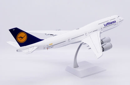 1:200 JC Wings Lufthansa Boeing 747-8 D-ABYP Airplane Diecast Aircraft Model