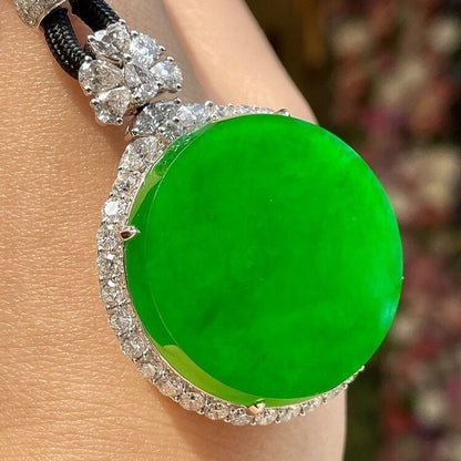 Myanmar Jade Imperial Green Round Disc Inlay Peace Amulet Pendant Necklace