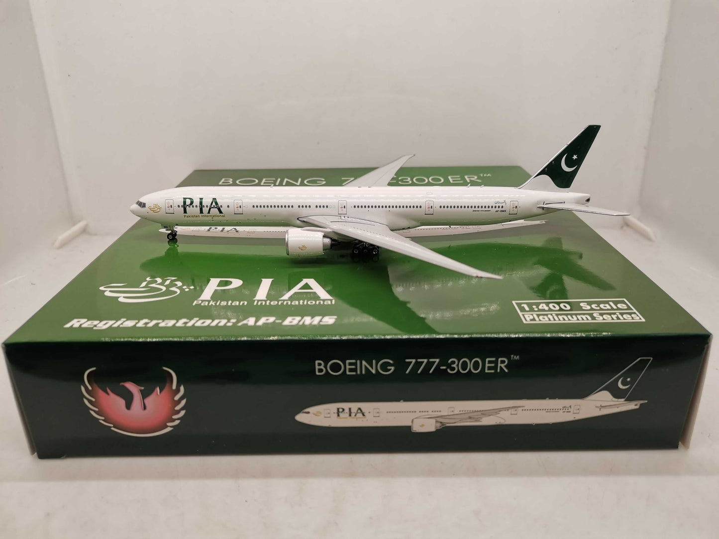 1:400 Phoenix PIA BOEING B777-300ER Airplane Diecast Aircraft Plane Model