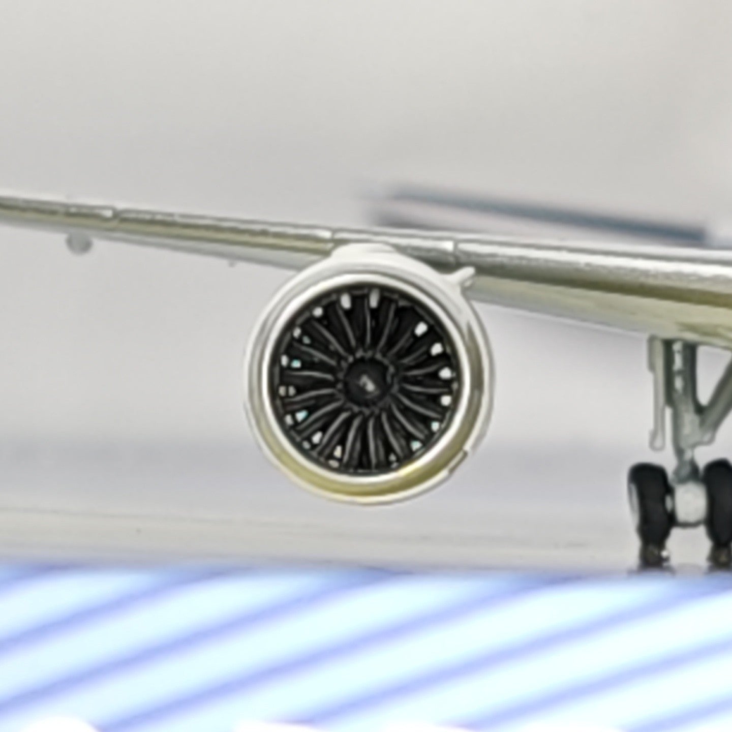 1:400 NGmodels Etihad Airways Boeing 787-10 A6-BMA Airplane Diecast Plane Model