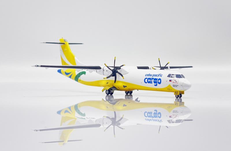1:200 JC Wings Cebu pacific cargo ATR-72-500F Airplane Diecast Aircraft Model