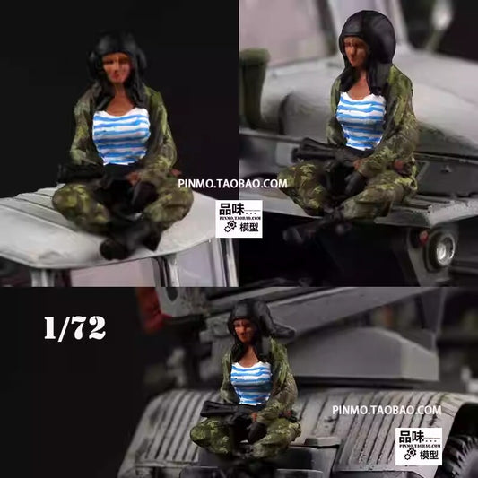 1/72 Russian Armored Female Soldier 1 Soldier Model