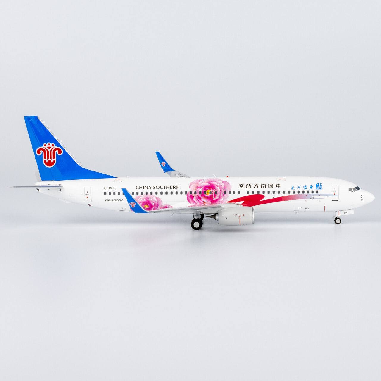1:200 NGmodels China Southern B737-800 B-1979 Passenger Airplane Diecast Model