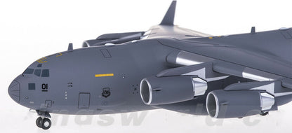 1:200 27CM Hogan NATO FORCE BOEING C-17A Aircraft ABS Plastic Airplane Model