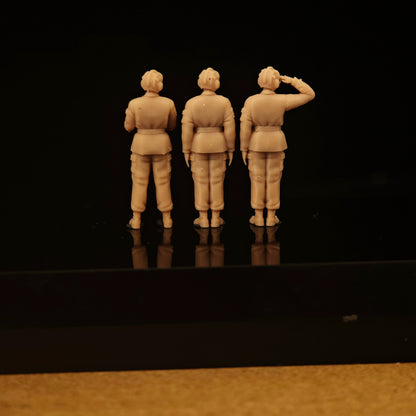 1/72 1/87 Modern PLA Tank Crewman Inspection 3-Persons Unpainted Model