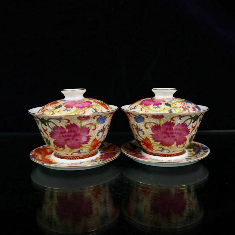 A Pair Chinese Porcelain Gold-painted Pastel Dragon Phoenix Pattern Tea Bowls