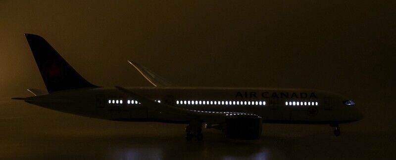 44CM AIR CANADA BOEING 787 Aircraft Led Sound-controlled Light Resin Plane Model
