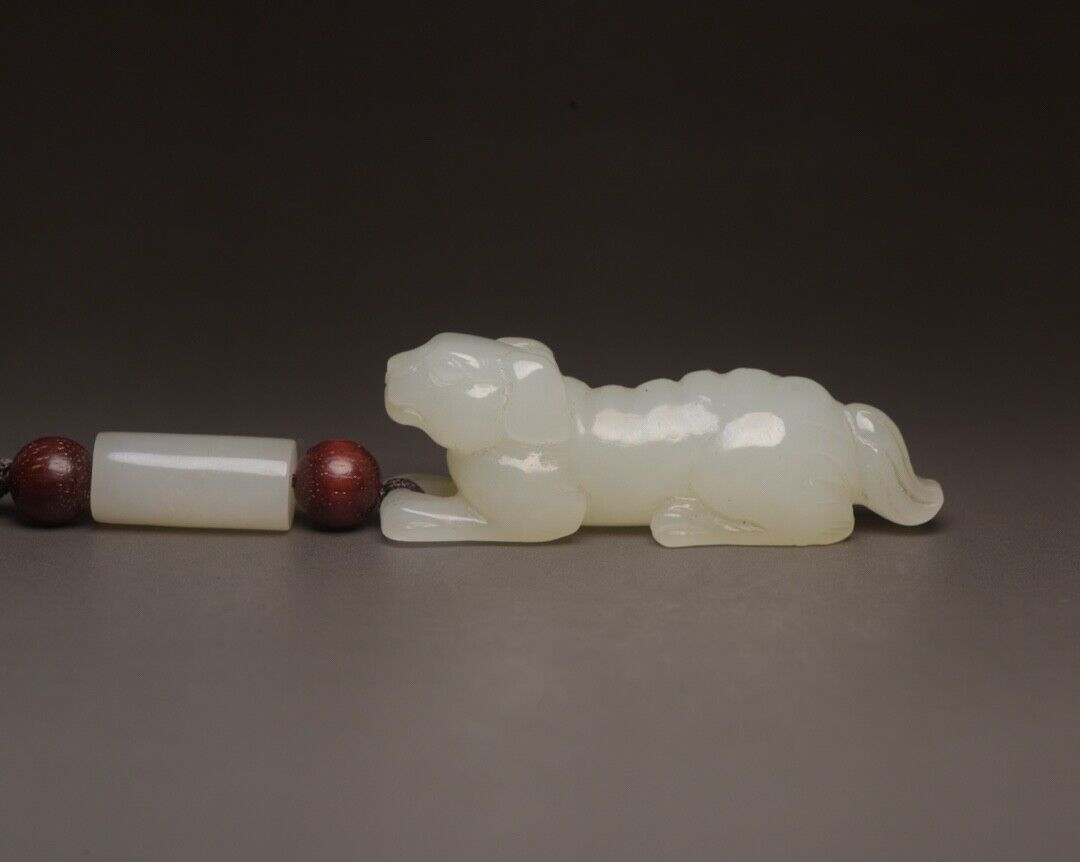 Top Chinese Natural White Hetian Jade Carved Dog 旺财 Statue Gift Animal Small Art