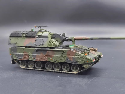 Spot 1/72 German PzH-2000 self-propelled howitzer Heavy Armor Static Model