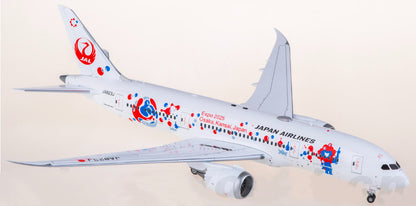 1:200 SQ Wings Japan Airlines Boeing 787-8 JA823J Passenger Plane Diecast Model