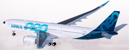 1:200 30CM AIRBUS A330-800neo Passenger Airplane ABS Plastic Aircraft Model