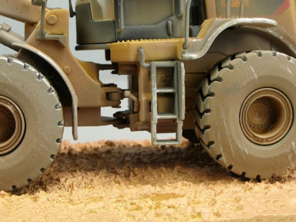 1:50 DM 966M Medium Wheel Loader- Weathered Construction Machine Diecast Model