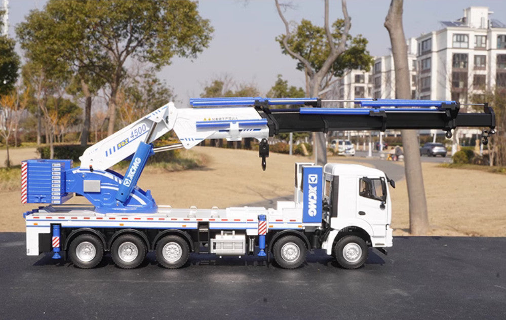 1:35 XCMG SQZ4500 Telescopic Boom Mounted Crane Machine Equipment Diecast Model