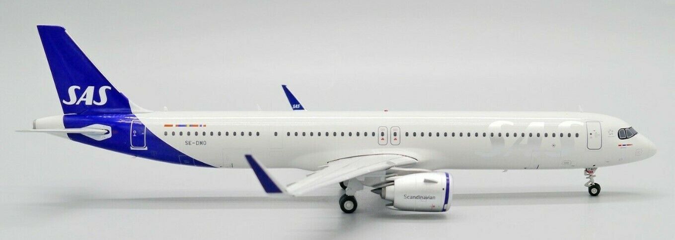 1:200 23CM JC Wings SAS AIRBUS A321neo Passenger Airplane Diecast Aircraft Model