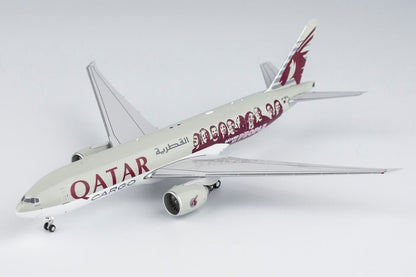 1:400 NG Model QATAR CARGO BOEING 777-200F Aircraft Diecast Plane Airplane Model