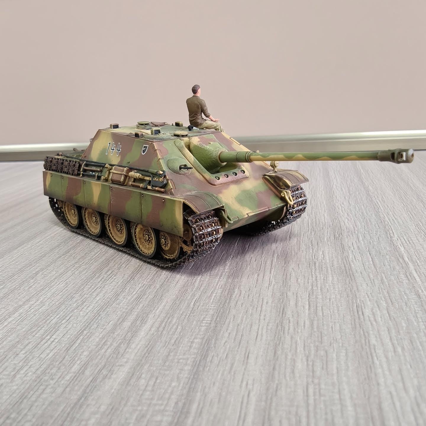 1/72 German Jagdpanther"/ ‌Panzerjager V tank destroyer No. 144 finished model
