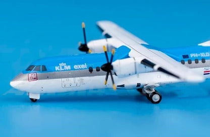 1:400 JC Wings KLM Commuter ATR-42-300 Passenger Airplane Diecast Aircraft Model