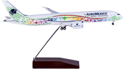 1:200 32CM Hogan AEROMEXICO BOEING 787-9 Passenger Airplane ABS Plastic Model