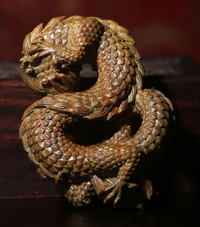 7.8*5.5*3 CM Hand Carved Green Sandalwood Netsuke: Dragon
