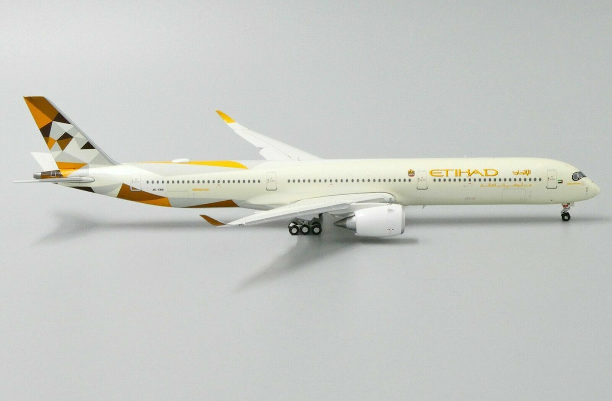 1:400 JC Wings ETIHAD AIRBUS A350-1000 Passenger Plane Flap Down Diecast Model