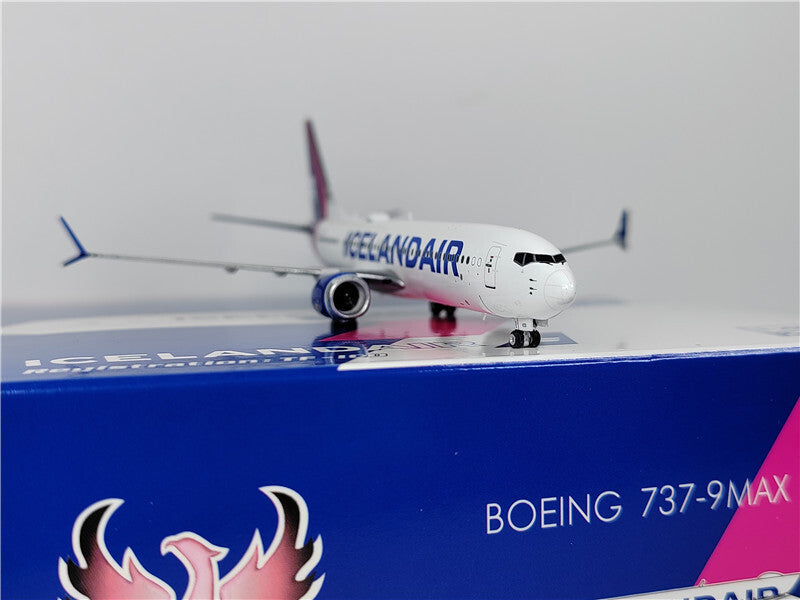 1:400 Phoenix ICELAND AIR BOEING B737MAX9 Airplane Diecast Aircraft Plane Model