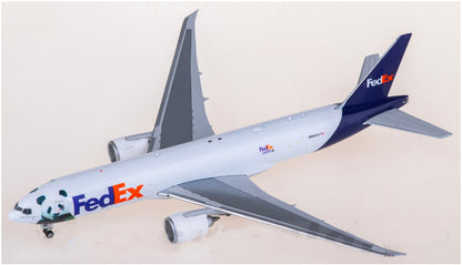 1:400 Phoenix FedEx Boeing 777-200LRF Passenger Airplane Diecast Aircraft Model
