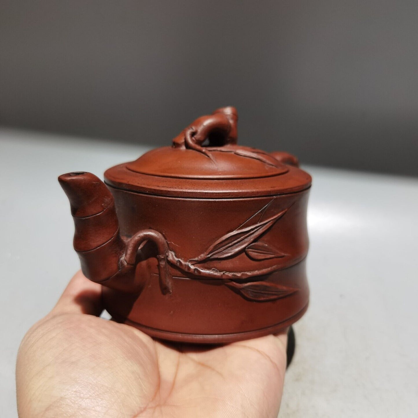 Chinese Yixing Zisha Clay Handmade Exquisite bamboo shape Teapot 品名：竹段壶 低款：徐汉棠