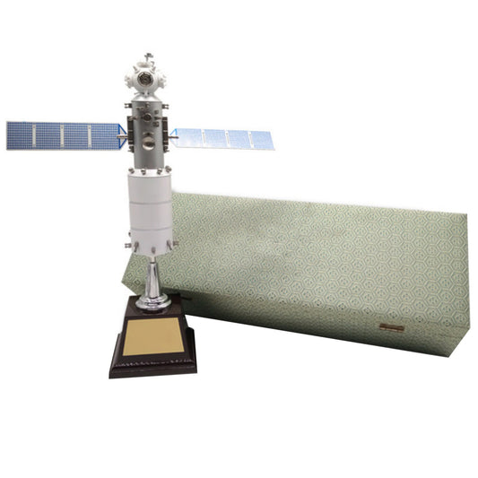 Alloy 1/150 China Tianhe Core Module Space Station Spacecraft Model Toy Gift