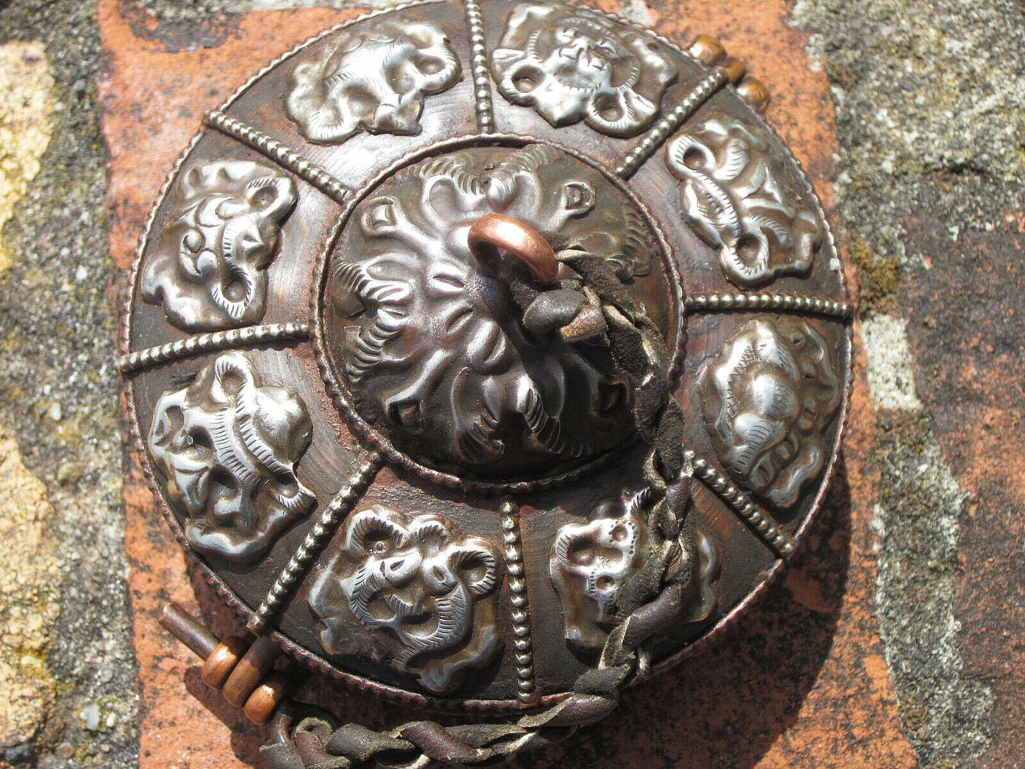 New 3" TIBETAN MEDITATION TINGSHA W/ 3.5" COPPER CASE 8 LUCKY SYMBOLS