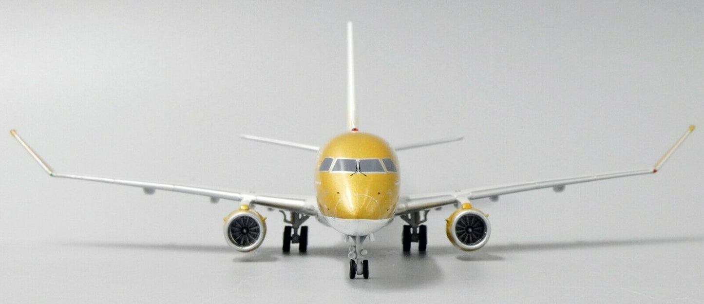 1:200 JC Wings Fuji Dream AirlinesEMB 170-200 Airplane Diecast Aircraft Model