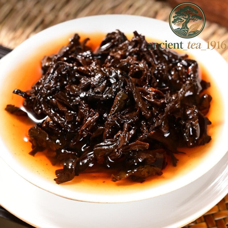 Pu'er Black Tea 2008 Yunnan Big Tree Golden Bud Cooked Tea Cake 357g