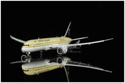 1:400 JC Wings Saudia BOEING 787-9 Passenger Airplane Flap Down Diecast Model