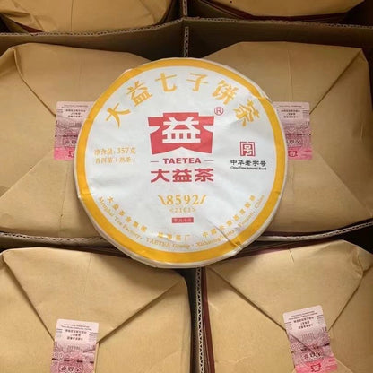2021 TAETEA Dayi Ripe Pu-erh Tea Recipe 8592 Menghai Yunnan Puer Tea 357g 2101