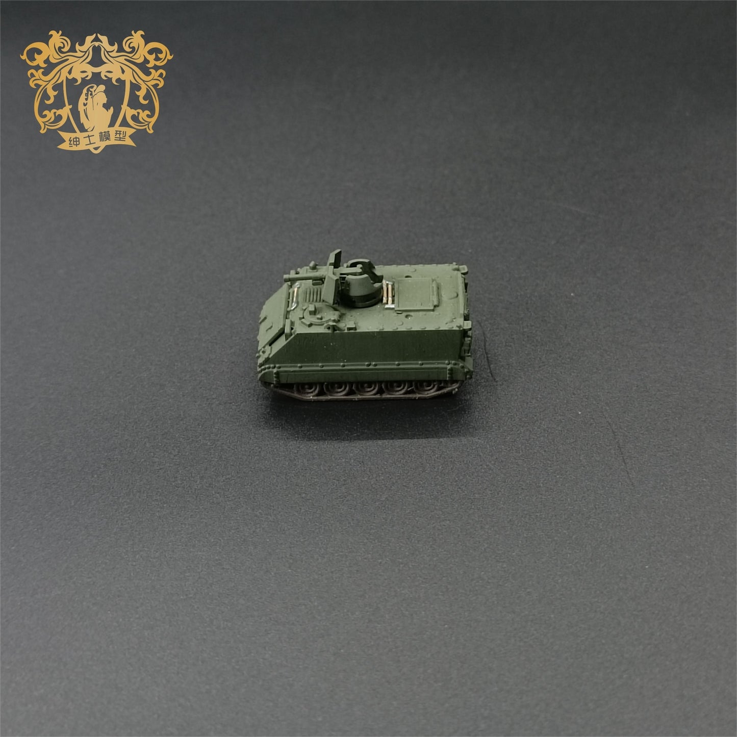 New 1/144 U.s. M113 A1 Armored Personnel Carrier Finished Tank Model