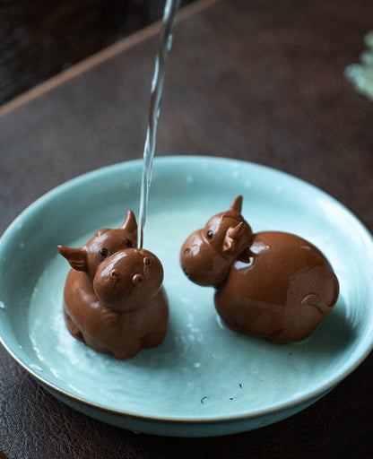 Purple Clay Tea Pets Cute Cow For Tea Tray Tea Play Yixing Purple Sand Ornaments