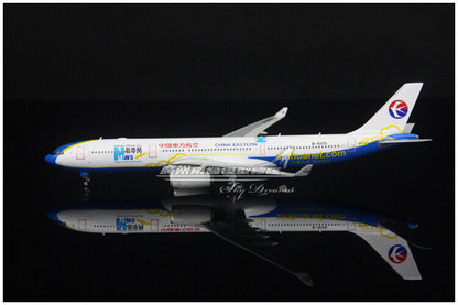 1:400 Phoenix CHINA EASTERN AIRBUS A330-300 Passenger Airplane Diecast Model