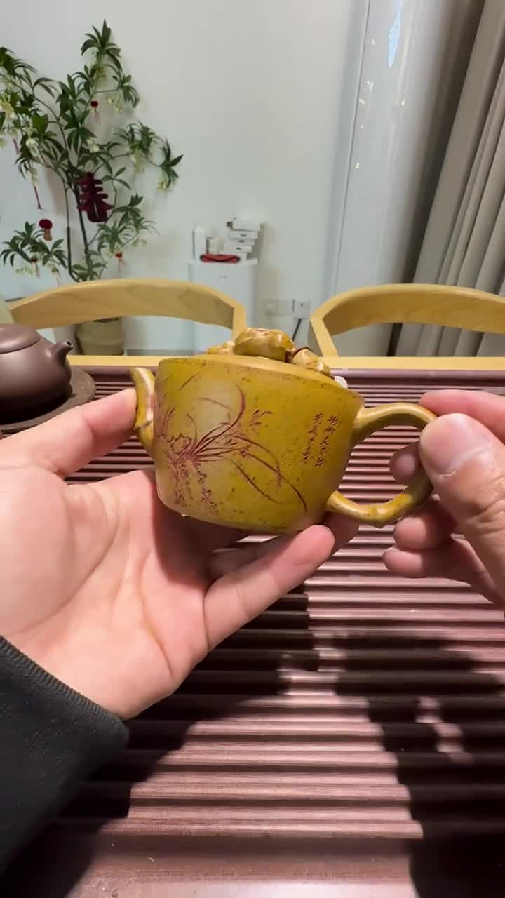 100ml Hand Carved Orchid Real Yixing Zisha Small Tea Pot Chinese Kungfu Tea Pot