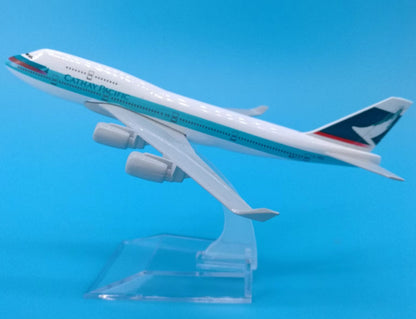 16cm CATHAY PACIFIC BOEING 747-400 Passenger Airplane Diecast Aircraft Model