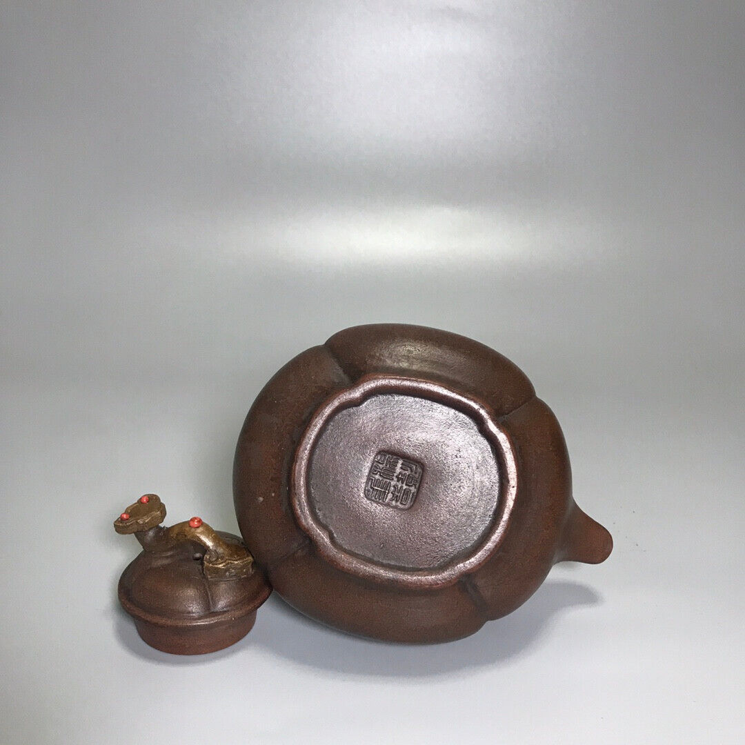 Chinese Yixing Zisha Clay Handmade Exquisite Teapot （如意镶玉提梁 底款：杨鹏年）