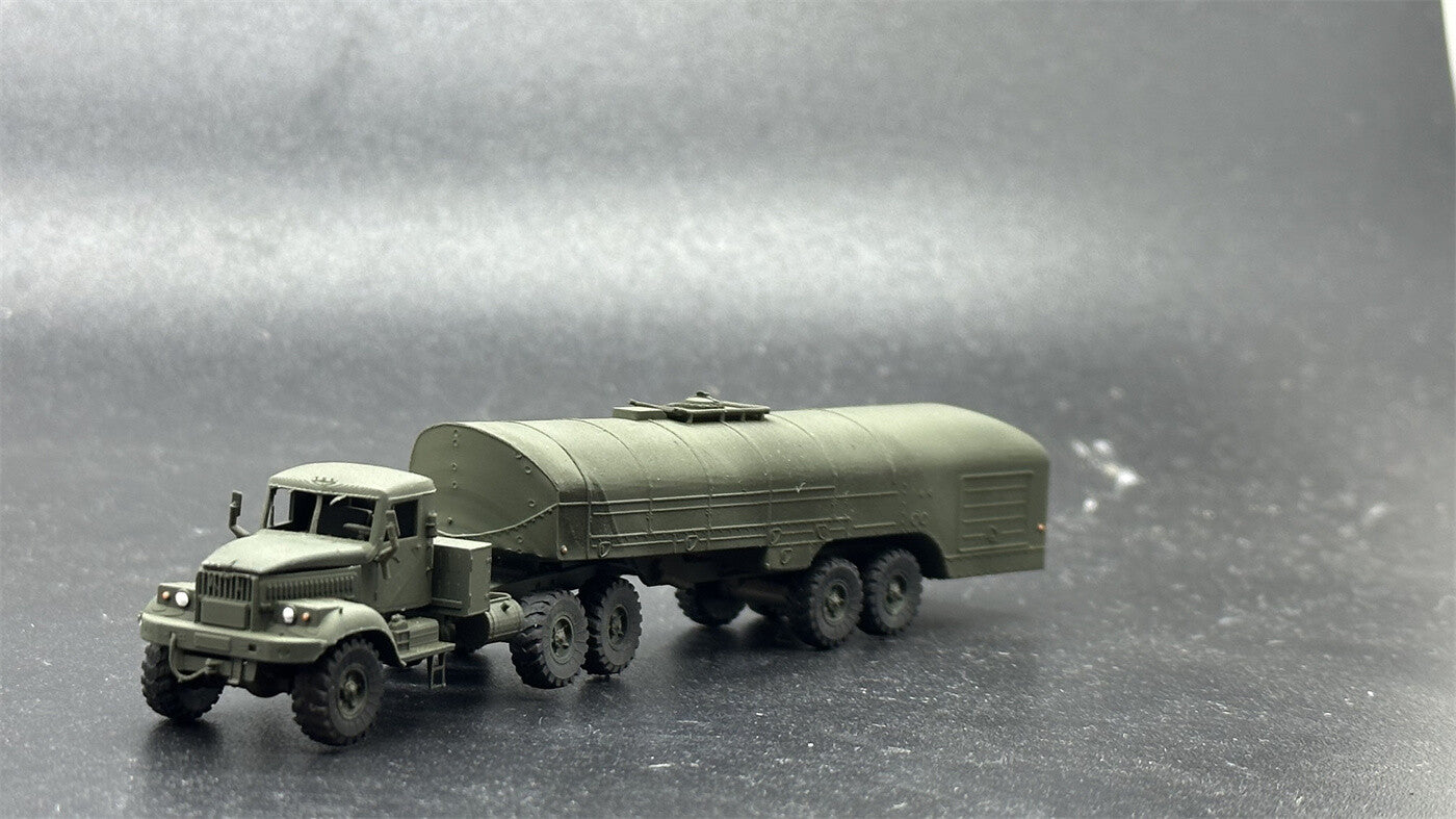 1/144 Ukrainian KrAZ-258 Fuel Tanker Truck Painted Finished Model
