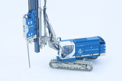1:50 BYMO RTG RG21T Pile Drive with Hydraulic Vibrator Equipment Diecast Model