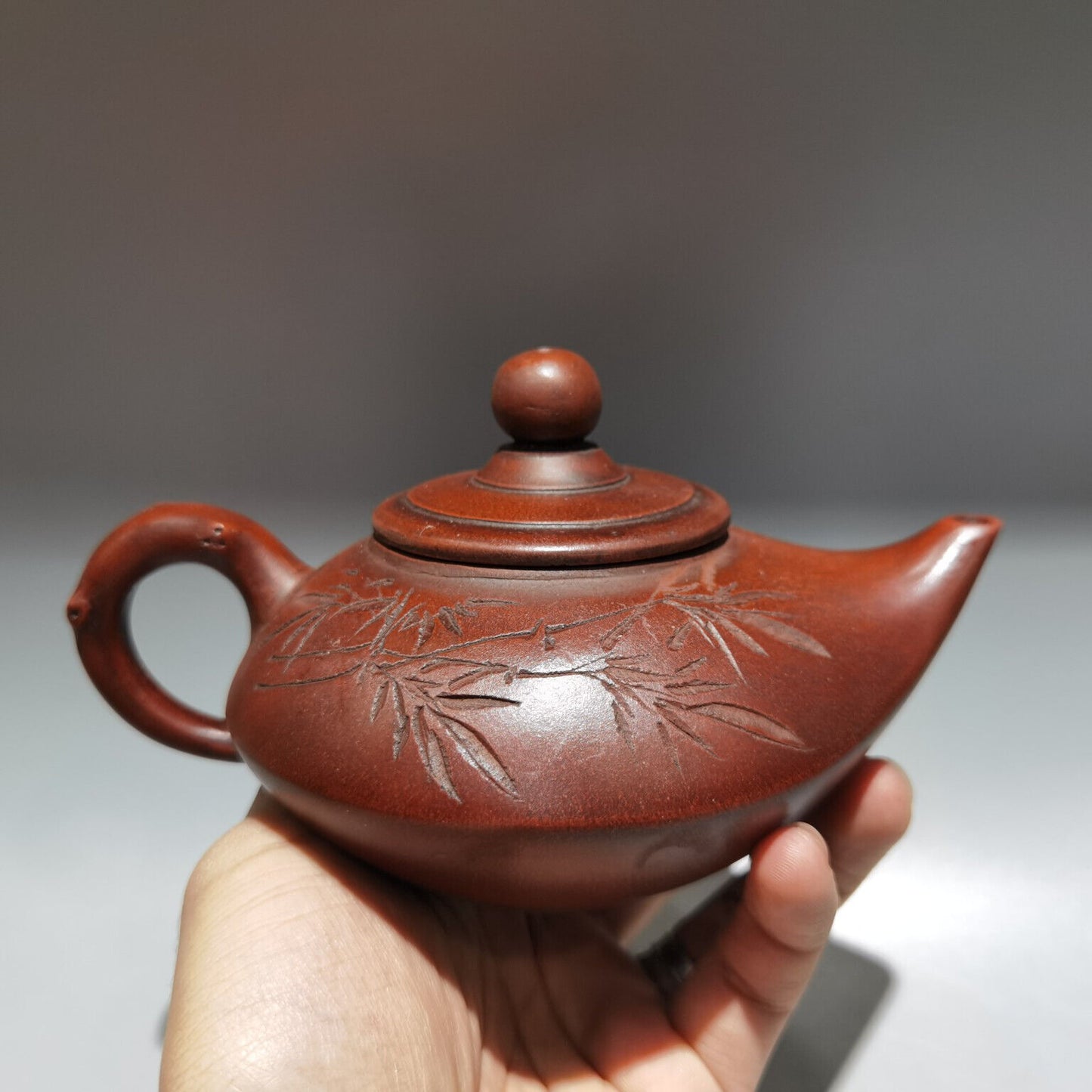 Chinese Yixing Zisha Clay Handmade Exquisite Teapot（延年益寿壶 底款：时大彬）