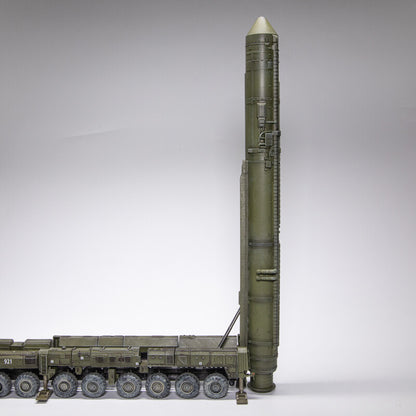 1:72 AM TOPOL-M Inter - Continental Ballistic Missile Army Resin Military Model