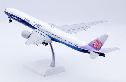 1:200 JC Wings CHINA AIRLINES BOEING 777-300ER Flap Down Airplane Diecast Model