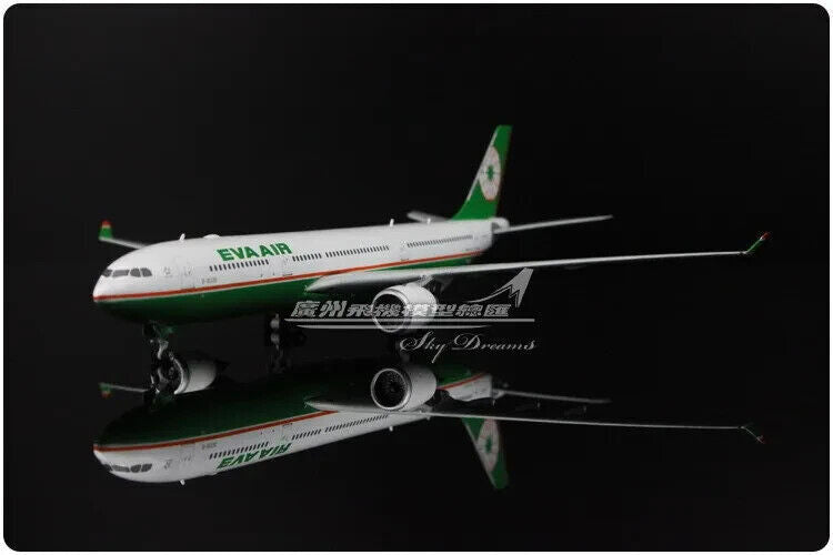 1:400 Phoenix EVA AIR AIRBUS A330-300 Passenger Airplane Plane Diecast Model