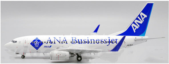 1:200 JC Wings ANA Boeing 737-700ER Airplane Diecast Aircraft Plane Model